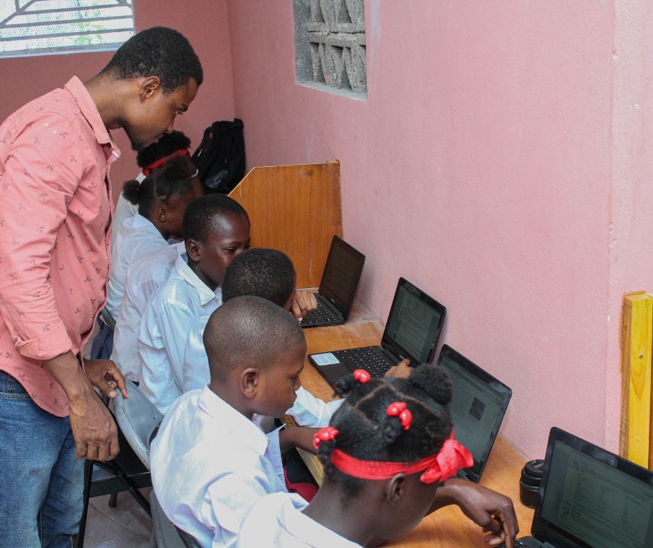 computer class in Site Soliel Haiti